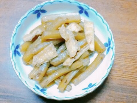 油揚げとフキの煮物